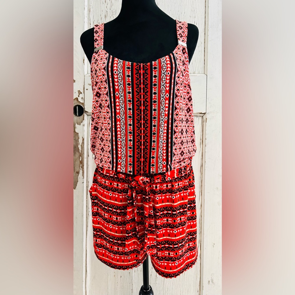 WHBM/ Sleeveless Belted Romper-‎ NWOT- Size:6… - Picture 2 of 7